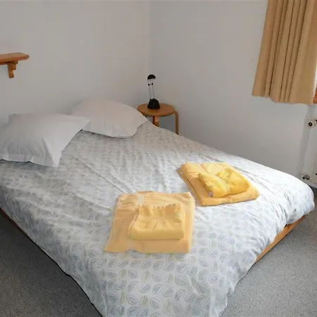 Apartment Mireille Nr- 3 Appartement-fewo- Dusche Oder Bad- Wc 2-bettwohnung By Interhome Hornkessel